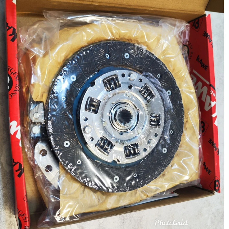 محصول نمونه تستی کیت کلاچ کَوه مدل 6 فنر به همراه بلبرینگ کلاچ مناسب برای رنو L90